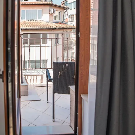 Apartment Breeze Atelier